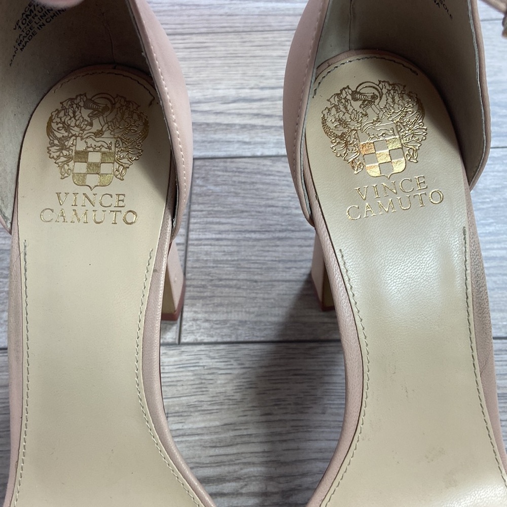 Euc Vince Camuto Acelyn Tan blush Sandal - Picture 5 of 10